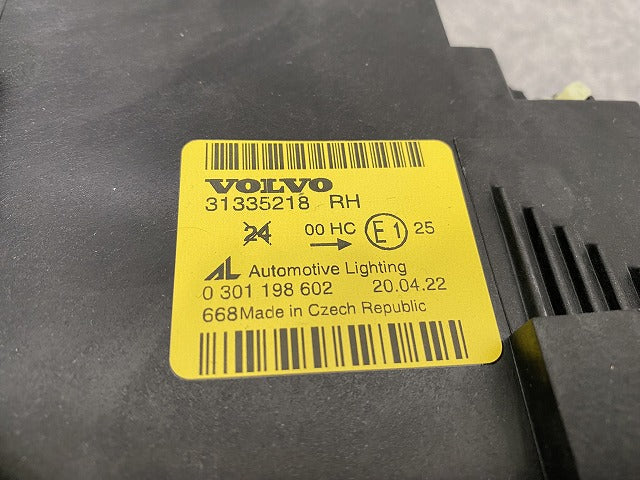 新品!S40 MB系 純正 右 ヘッドライト/ランプ ハロゲン AL Automotive Lighting 31335218 V31335218 ボルボ(147321)