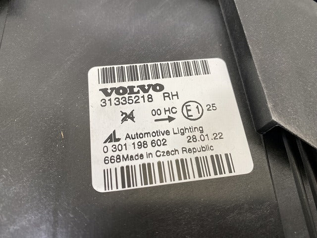 新品!S40 MB系 純正 右 ヘッドライト/ランプ ハロゲン AL Automotive Lighting 31335218 V31335218 ボルボ(147322)