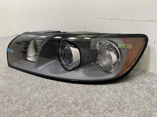 新品!V50 MB系 純正 左 ヘッドライト/ランプ ハロゲン AL Automotive Lighting 31335225 V31335225 ボルボ(147324)