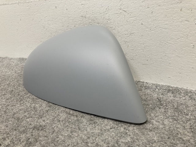 新品!トゥアレグ 7P 系/2015-2017 純正 右 ドアミラー カバー A2126438/A2126436 7P6857538BGRU サフ フォルクスワーゲン(147345)