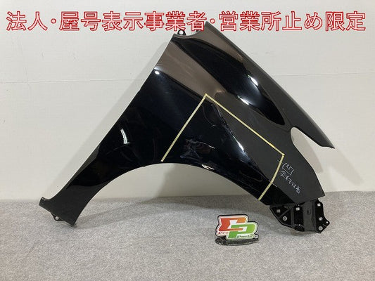 シエンタ MXPC10G ハイブリッド/MXPL10G/MXPL15G 純正 右 フロント フェンダー ブラック 202 トヨタ(147355)