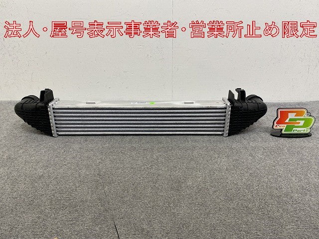 新品!Cクラス W204 純正  インタークーラー/チャージエアクーラー 84031012-001 CI359000P メルセデスベンツ(147364)
