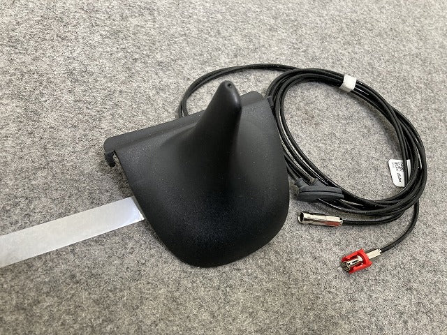 新品!Sクラス W220/W221 純正 リア ルーフ アンテナ カバー A 220 820 13 75 A2208201375 素地 メルセデスベンツ(147381)