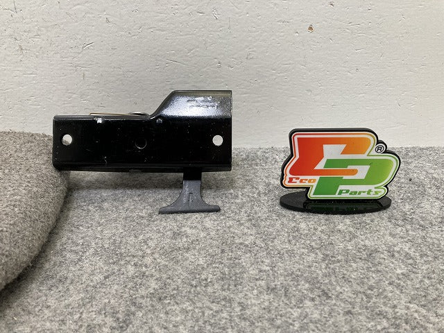 新品!Eクラス W211 純正 サイド エンジンボンネット/フードロック/キャッチ A211 880 02 64 A2118800464 メルセデスベンツ(147382)