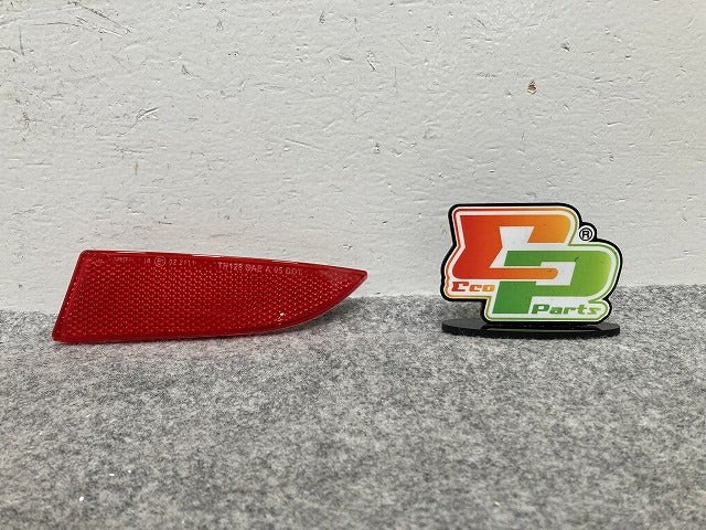 新品!X3 E83 純正 右 リア バンパー リフレクター 7 162 218 63147162218 BMW(147393)