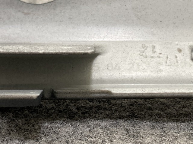 新品!Sクラス W220 純正 右 フロント バンパー モールディング トリム A 220 885 04 21 A22088504219999 サフ メルセデスベンツ(147409)