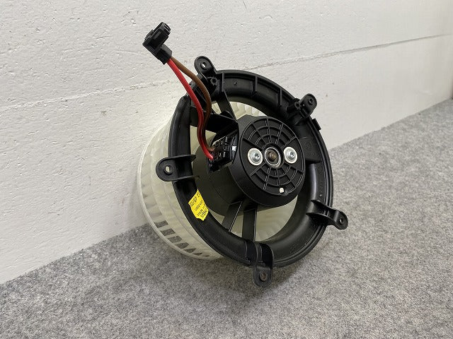 新品!7シリーズ E65/E66 純正  ブロアモーター/モーターファン 64116913401 BMW(147421)