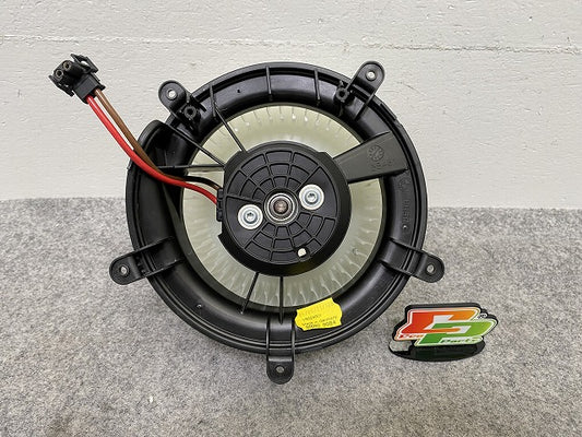 新品!7シリーズ E65/E66 純正  ブロアモーター/モーターファン 64116913401 BMW(147422)