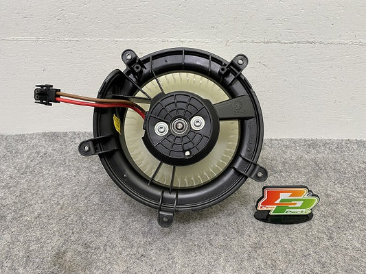 新品!7シリーズ E65/E66 純正  ブロアモーター/モーターファン 64116913401 BMW(147424)