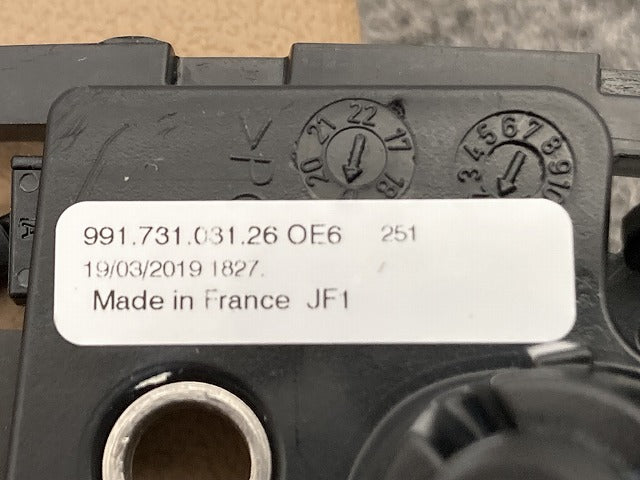 新品!911ポルシェ/PORSCHE 2012-2016 純正  サンバイザー 991.731.031.26 OE6 991731031260E6 ルクソールベージュ OE6 ポルシェ(147438)