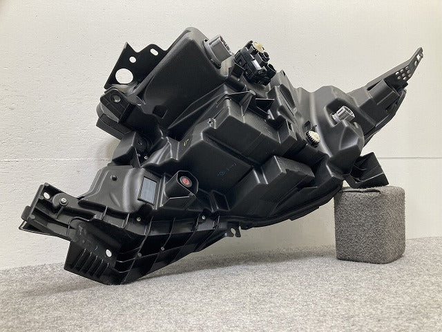 サクラ/SAKURA B6AW 純正 右 ヘッドライト/ランプ LED レベライザー 刻印X KOITO 100-2378J 日産(147446)