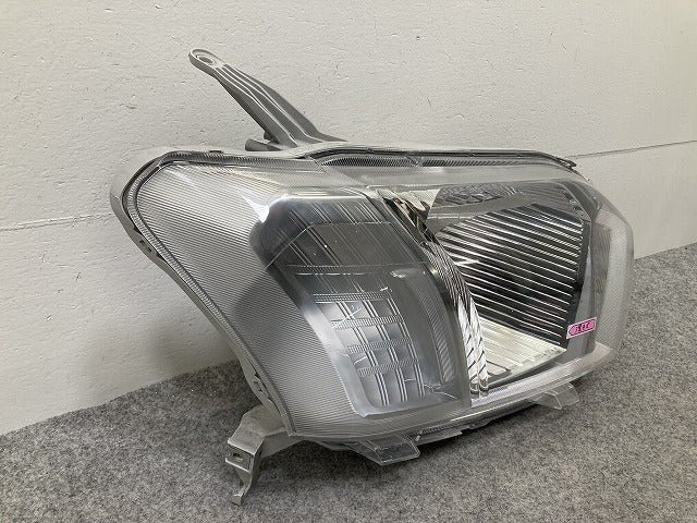 プロボックス/サクシード NCP160V/NCP165V/NHP160V 純正 右 ヘッドライト/ランプ ハロゲン レベライザー 刻印A KOITO 52-279(147447)