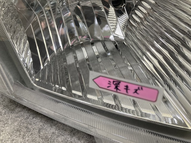 プロボックス/サクシード NCP160V/NCP165V/NHP160V 純正 右 ヘッドライト/ランプ ハロゲン レベライザー 刻印A KOITO 52-279(147447)