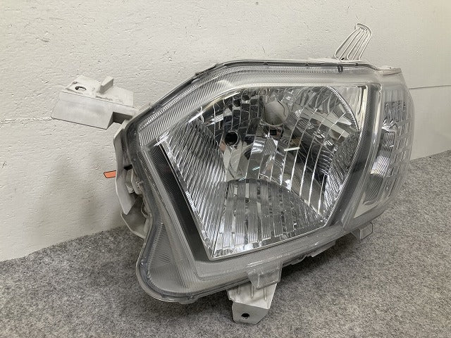 プロボックス/サクシード NCP160V/NCP165V/NHP160V 純正 左 ヘッドライト/ランプ ハロゲン レベライザー 刻印 A KOITO 52-279(147449)