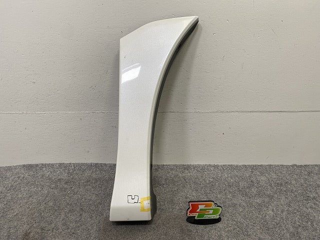 エスティマ 50系/ACR50W/ACR55W/GSR50W/55W 純正 中期 右 フェンダー プロテクター 76911-28100 ホワイトパールクリスタルシャイン(147464)