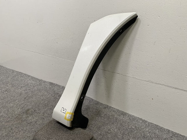 エスティマ 50系/ACR50W/ACR55W/GSR50W/55W 純正 中期 右 フェンダー プロテクター 76911-28100 ホワイトパールクリスタルシャイン(147464)