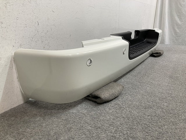 ハイエース 200系/標準 純正 リア バンパー 52159-26300/10/20/30/490/500 ホワイト 058 トヨタ(147467)