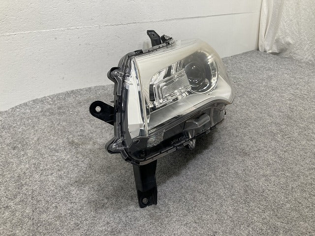 デイズ ハイウェイスター B21W 純正 左 ヘッドライト/ランプ ハロゲン レベライザー STANLEY W1048 日産(147468)