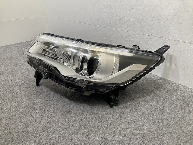 デイズ ハイウェイスター B21W 純正 左 ヘッドライト/ランプ ハロゲン レベライザー STANLEY W1048 日産(147468)