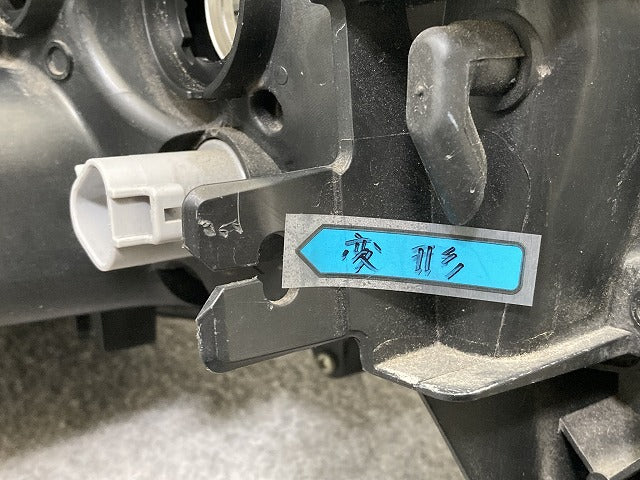 デイズ ハイウェイスター B21W 純正 左 ヘッドライト/ランプ ハロゲン レベライザー STANLEY W1048 日産(147468)