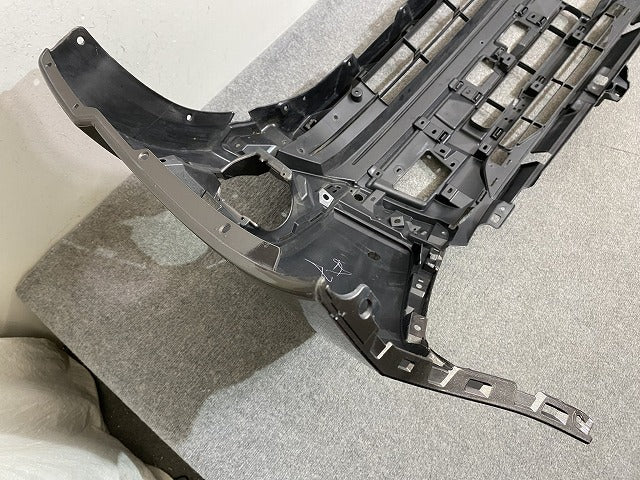 アウトランダー GF7W/GF8W 純正 後期 フロント バンパー 6410G227ZZ クォーツブラウンメタリック C06 三菱(147472)
