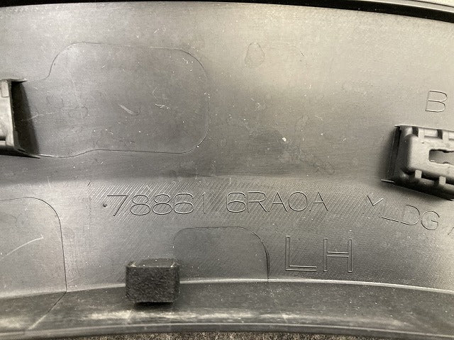 エクストレイル/X-TRAIL T33/SNT33 純正 左 リア ドア フェンダーアーチモール/オーバーフェンダー 78861 6RA0A 素地 日産(147477)