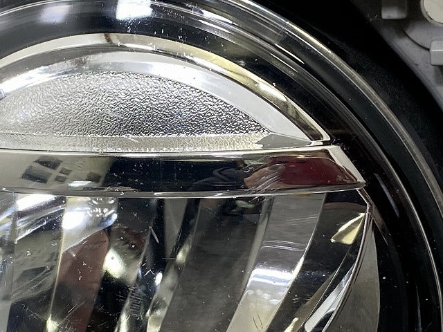 LA150S LA800S/M900A/ZN6/JF1/ZC6/MK53S MR52S 純正 右 フォグランプ LED 114-11092 ダイハツ/トヨタ/ホンダ/スバル/スズキ 汎用(147483)