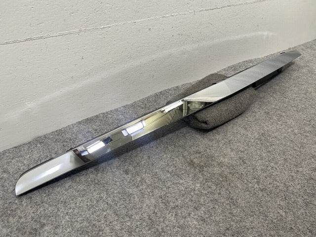 新品!Aクラス W168 純正 フロント グリル/ラジエーターグリル 169 880 03 83 A1698800383 メッキ メルセデスベンツ(147490)