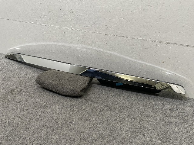 新品!Aクラス W168 純正 フロント グリル/ラジエーターグリル 169 880 03 83 A1698800383 メッキ メルセデスベンツ(147491)