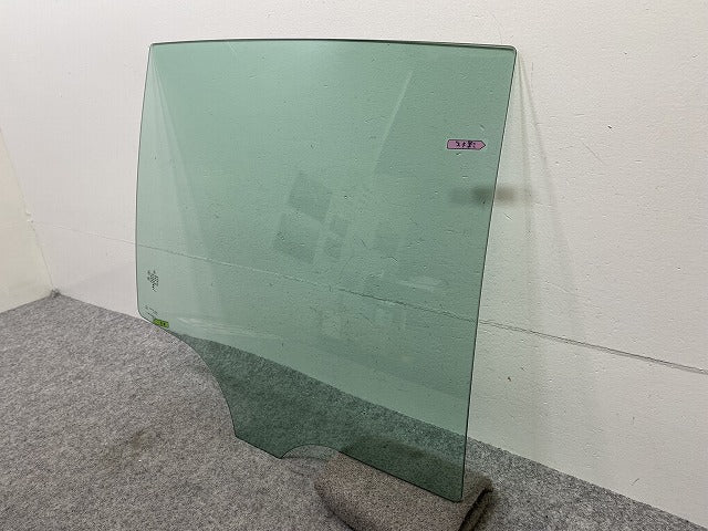 新品!GLCクラス W253/C253 純正 右 リア ドア ガラス A 253 735 02 10 A2537350210 メルセデスベンツ(147496)