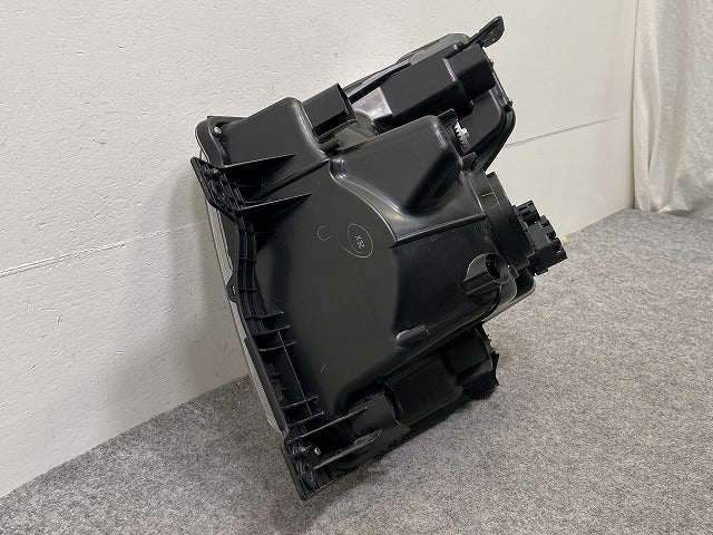 ワゴンR MH35S/MH55S 純正 右 ヘッドライト/ランプ ハロゲン レベライザー KOITO 100-59374 スズキ(147498)