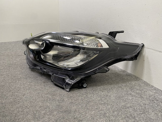 ジャンク!シエンタ MXPC10G/MXPL10G/MXPL15G 純正 左 ヘッドライト/ランプ LED レベライザー 刻印S4 KOITO 52-339 トヨタ(147500)