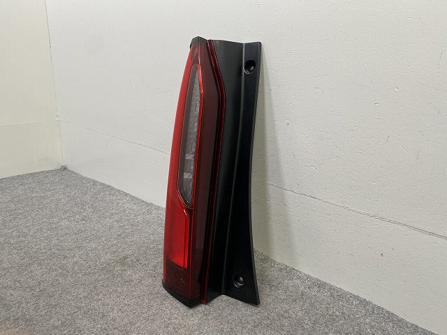 N-BOX/NBOX Nボックス JF5/JF6 純正 左 テールランプ/ライト/レンズ LED 刻印A ICHIKOH D317 ホンダ(147503)