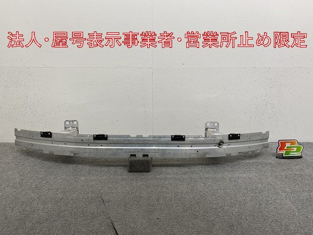 新品!5シリーズ E60/E61 純正 フロント バンパー カバー 51117148586 BMW(147517)