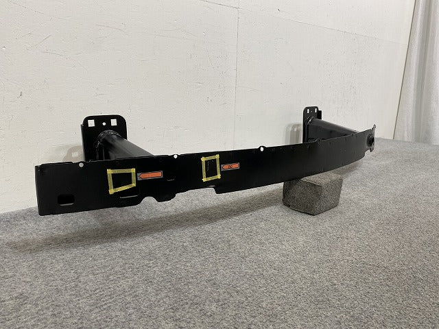 新品!1シリーズ E87 純正 フロント バンパー カバー 51117058450 BMW(147519)