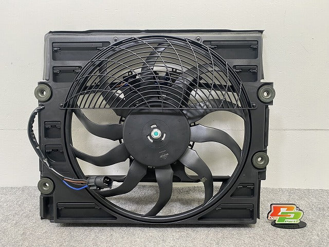 新品!7シリーズ E38 純正  電動ファン モーター 64548380774 BMW(147525)
