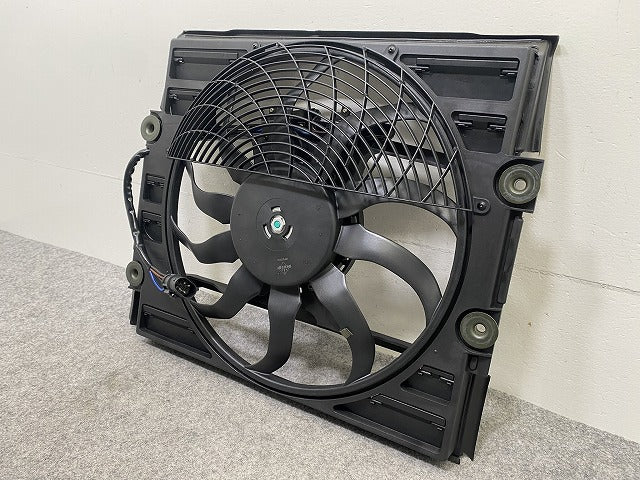 新品!7シリーズ E38 純正  電動ファン モーター 64548380774 BMW(147525)