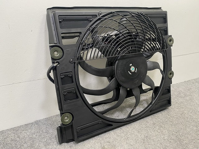 新品!7シリーズ E38 純正  電動ファン モーター 64548380774 BMW(147526)