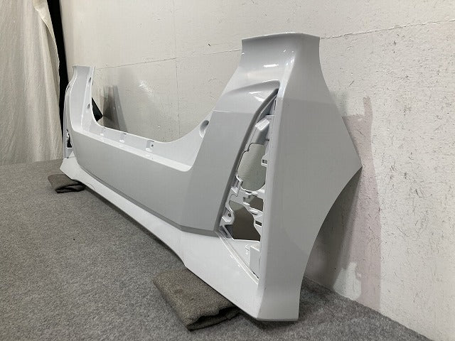 タント カスタム LA650S/LA660S 純正 リア バンパー 52159-B2D30/C70 シャイニングホワイトパール W25 ダイハツ(147528)