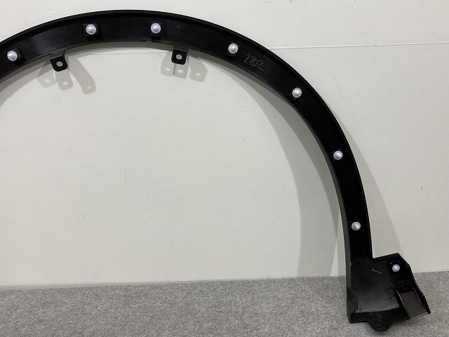 新車取り外し!クラウン クロスオーバー AZSH35 RS/TZSH35 純正 右 フロント フェンダーアーチモール 75601-30130(147531)