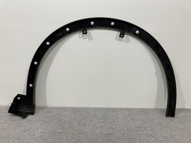 新車取り外し!クラウン クロスオーバー AZSH35 RS/TZSH35 純正 左 フロント フェンダーアーチモール 75602-30120 素地 トヨタ(147532)