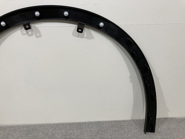 新車取り外し!クラウン クロスオーバー AZSH35 RS/TZSH35 純正 左 フロント フェンダーアーチモール 75602-30120 素地 トヨタ(147532)