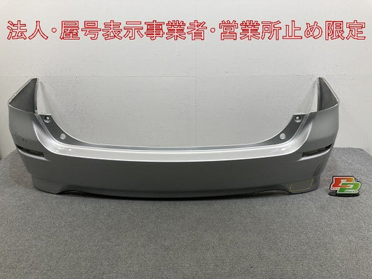 ウィッシュ 20系/ZGE20G/ZGE25G/ZGE20W/ZGE22W/ZGE25W 純正 リア バンパー 52159-68080 シルバーメタリック 1F7 トヨタ(147548)