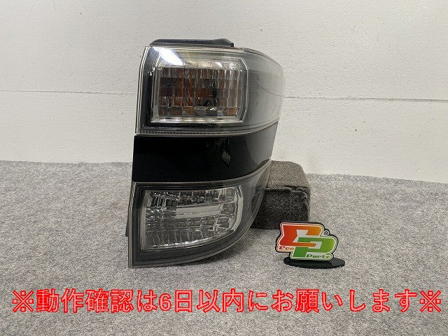 ヴェルファイア 20系/ANH20W/GGH20W/ANH25W/GGH25W/ATH20W 純正 右 テールランプ/ライト/レンズ LED KOITO 58-29 ブラック 202(147553)