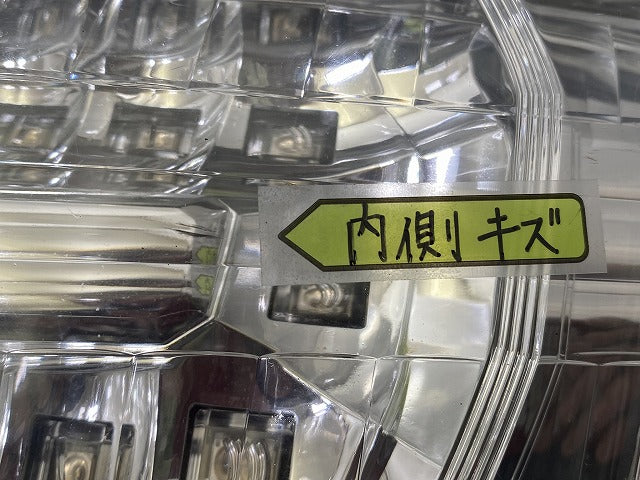 ヴェルファイア 20系/ANH20W/GGH20W/ANH25W/GGH25W/ATH20W 純正 右 テールランプ/ライト/レンズ LED 刻印5 KOITO 58-35 ブラック(147554)