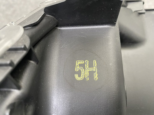 ムーヴ キャンバス/キャンパス LA800S/LA810S 純正 右 ヘッドライト/ランプ ハロゲン レベライザー 刻印5H KOITO 100-69039(147557)