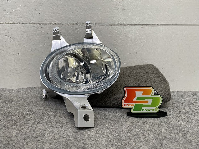 新品!206 プジョー/PEUGEOT 純正 右 フォグランプ/フォグライト ハロゲン VALEO 6205T2 6205.T2 プジョー(147566)