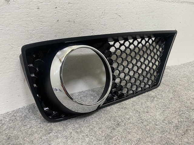 新品!Eクラス/AMG W211 純正 右 フロント バンパー グリル A 211 885 18 53 A2118851853 素地 メルセデスベンツ(147569)