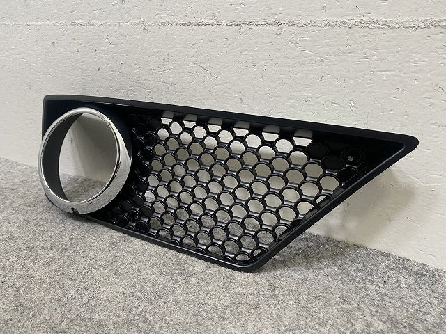 新品!Eクラス/AMG W211 純正 右 フロント バンパー グリル A 211 885 18 53 A2118851853 素地 メルセデスベンツ(147569)