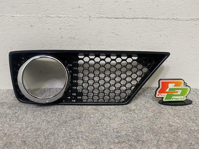 新品!Eクラス/AMG W211 純正 右 フロント バンパー グリル A 211 885 18 53 A2118851853 素地 メルセデスベンツ(147570)